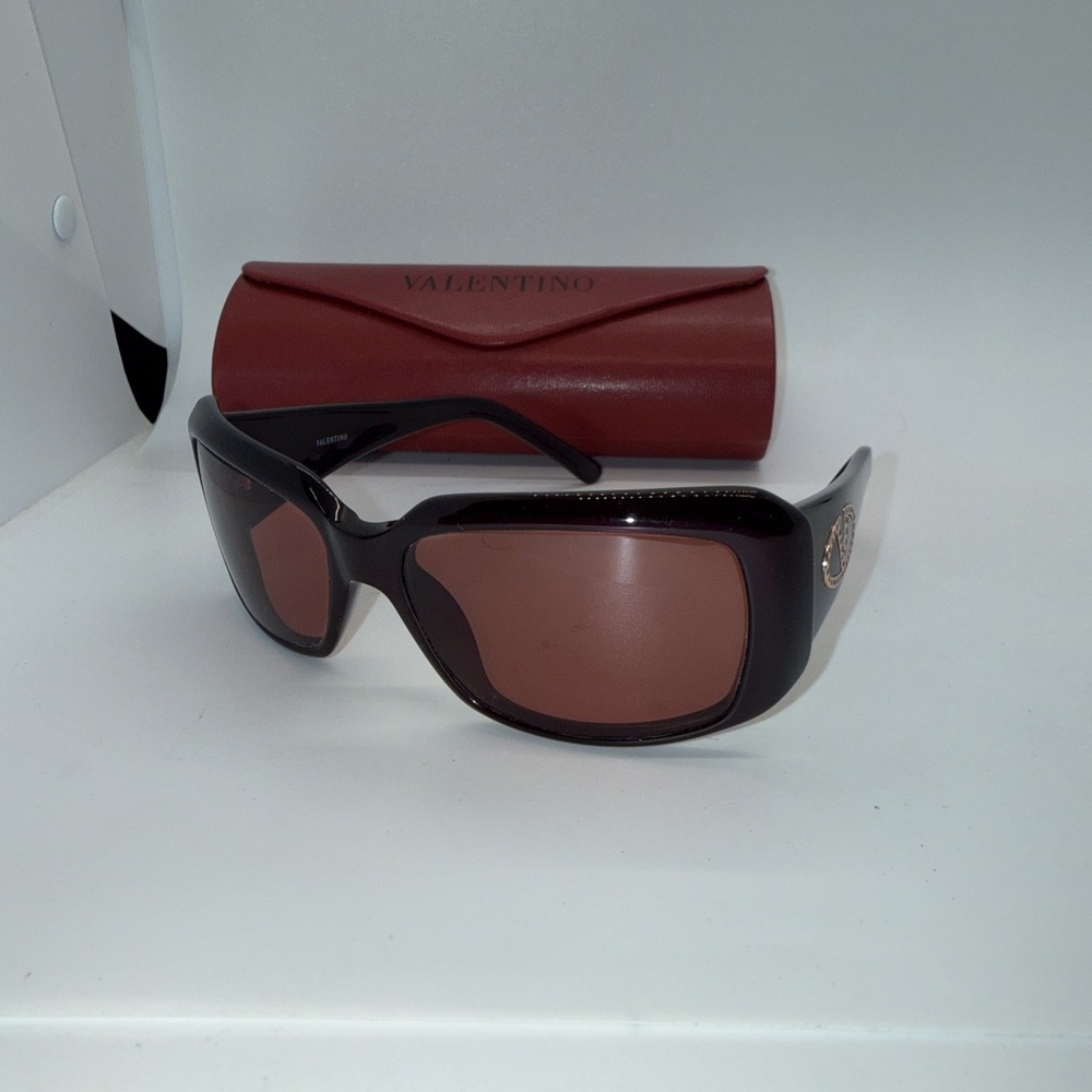 Valentino Sunglasses includes leather case